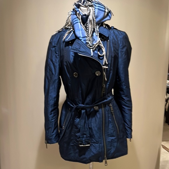 Burberry Brit Water Repellent Lined Trench. 6Jacket - Picture 1 of 11